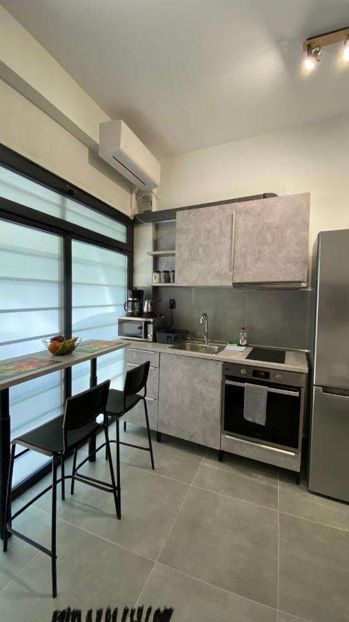 Giannis Studio Thessaloníki Luaran gambar