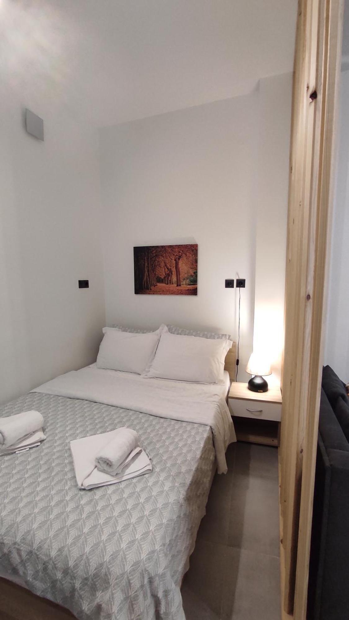 Giannis Studio Thessaloníki Luaran gambar