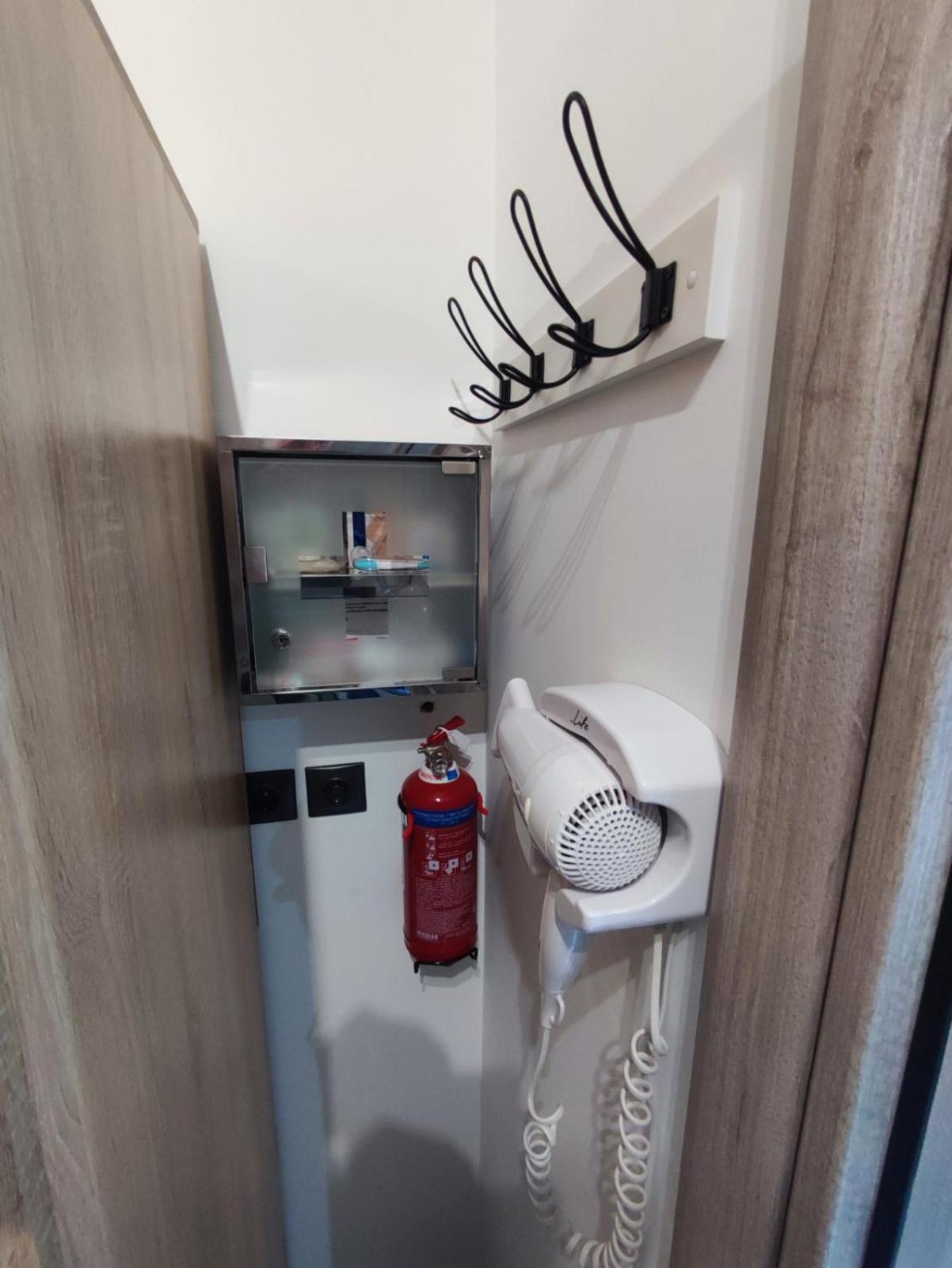 Giannis Studio Thessaloníki Luaran gambar