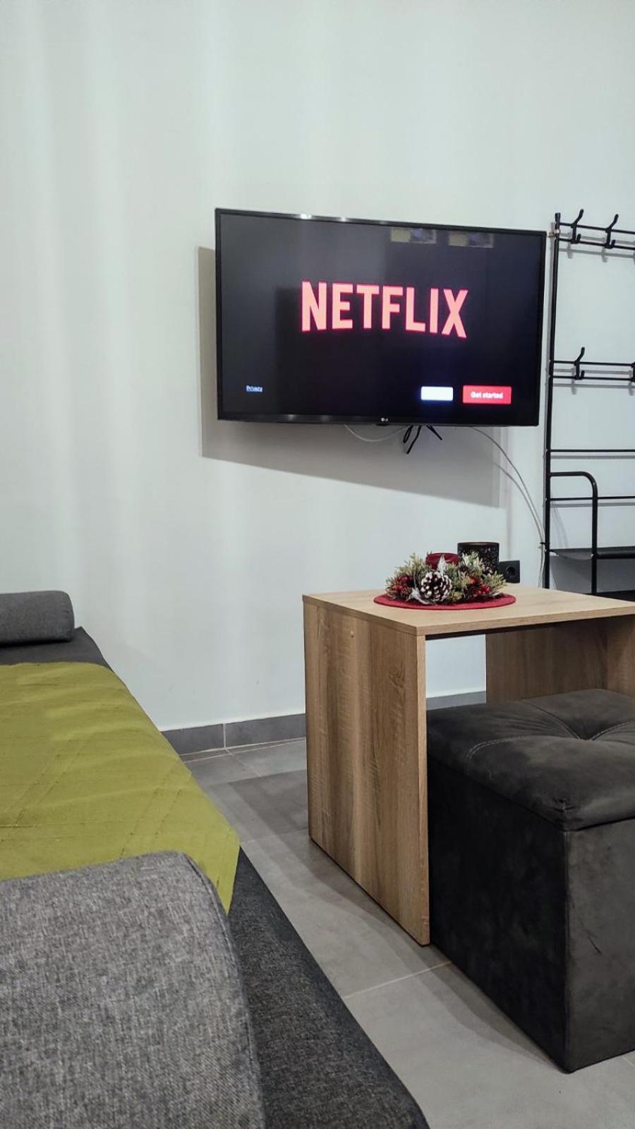 Giannis Studio Thessaloníki Luaran gambar